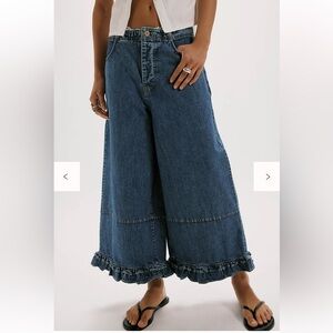 We The Free Love Me Not Bloomer Jeans Wide Leg Ruffle Hem Women’s XS (run big)